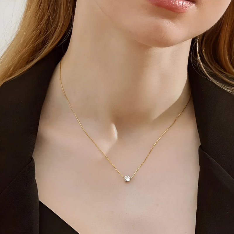 Dainty Sparkle Pendant Necklace Gold - VIRAGE London